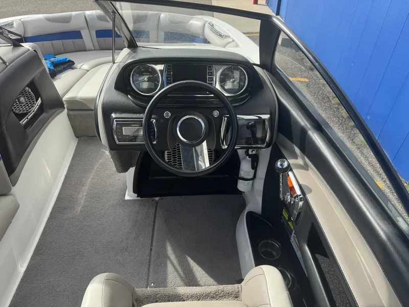 Slide: The Image of Malibu 20 MXZ 2014 - 28