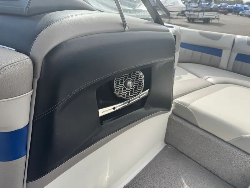 Slide: The Image of Malibu 20 MXZ 2014 - 33