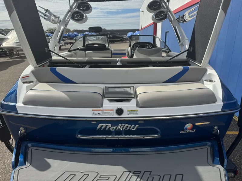 Slide: The Image of Malibu 20 MXZ 2014 - 9