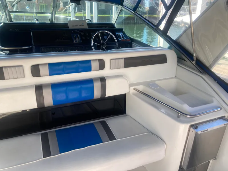 Slide: The Image of Sea Ray 310 SD 1990 - 11