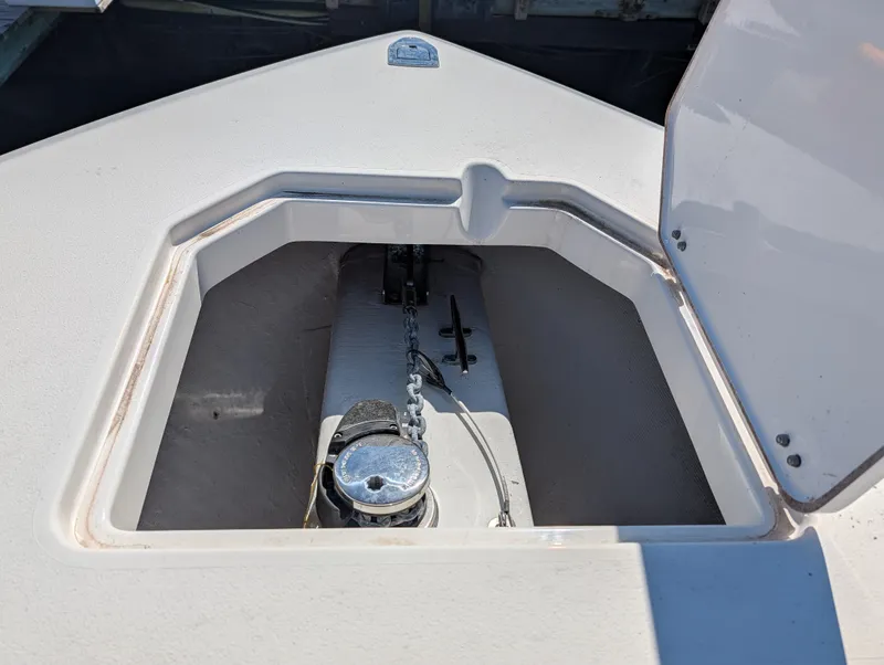 Slide: The Image of Cobia 344 CC 2019 - 20