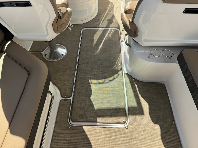 Slide: The Image of Sea Ray 280 SLX 2018 - 20