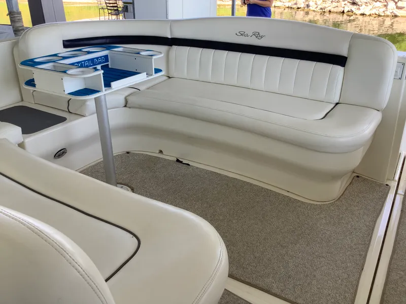 Slide: The Image of Sea Ray 390 SUNDANCER 2004 - 15