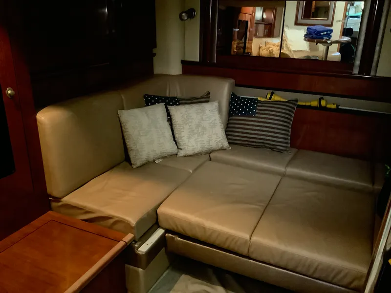 Slide: The Image of Sea Ray 390 SUNDANCER 2004 - 28