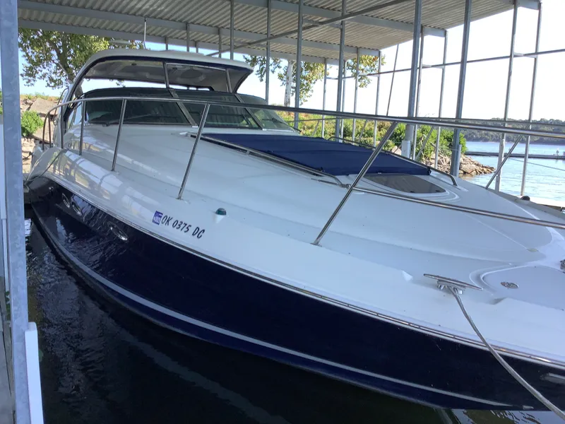 Slide: The Image of Sea Ray 390 SUNDANCER 2004 - 3