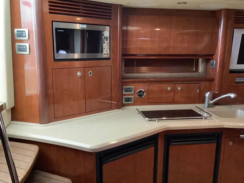 Slide: The Image of Sea Ray 390 SUNDANCER 2004 - 33