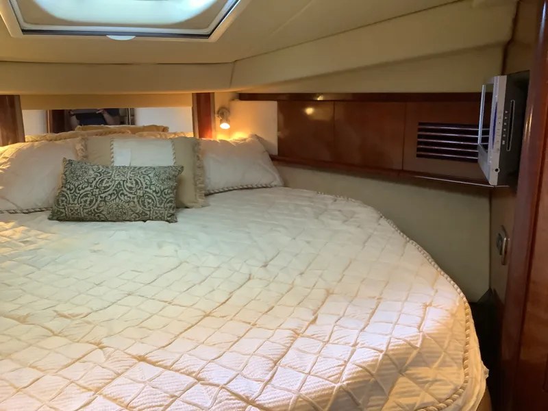 Slide: The Image of Sea Ray 390 SUNDANCER 2004 - 37