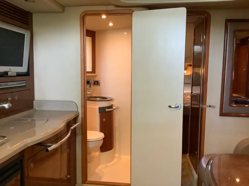 Slide: The Image of Sea Ray 390 SUNDANCER 2004 - 41