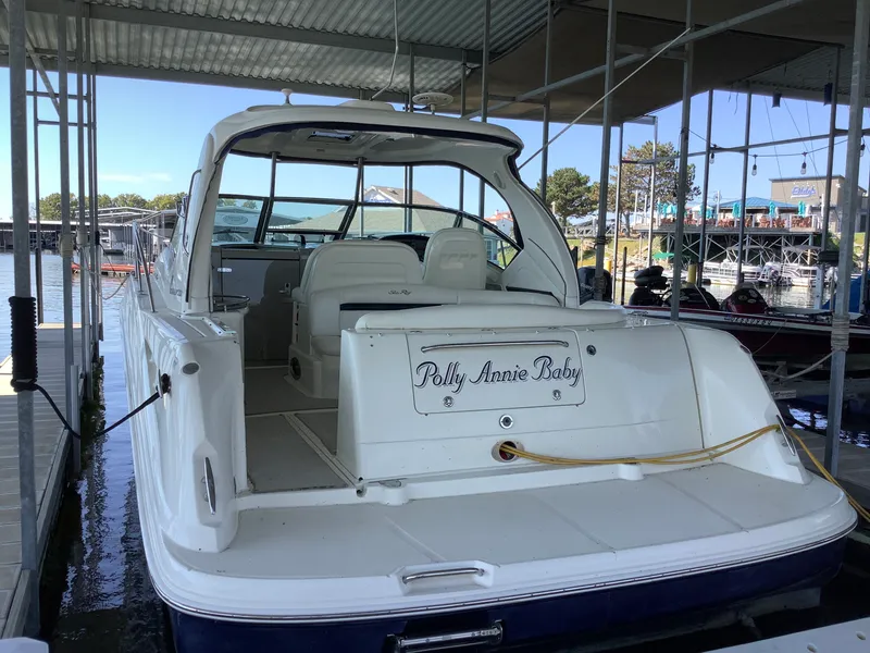 Slide: The Image of Sea Ray 390 SUNDANCER 2004 - 6