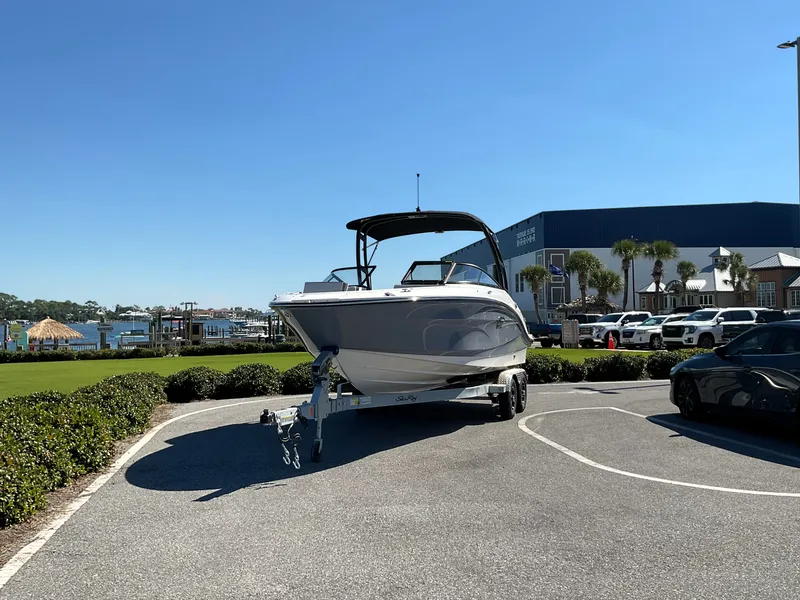 Slide: The Image of Sea Ray SPX 210 Outboard 2026 - 8