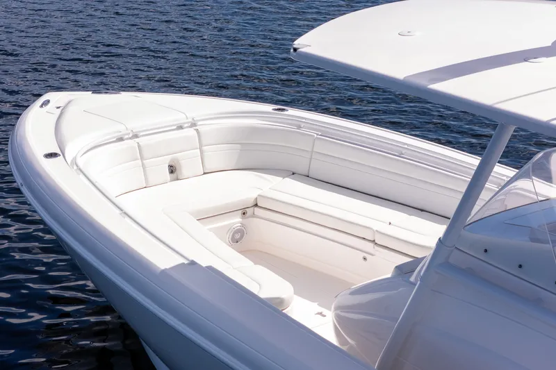 Slide: The Image of Intrepid 327 CC 2016 - 12