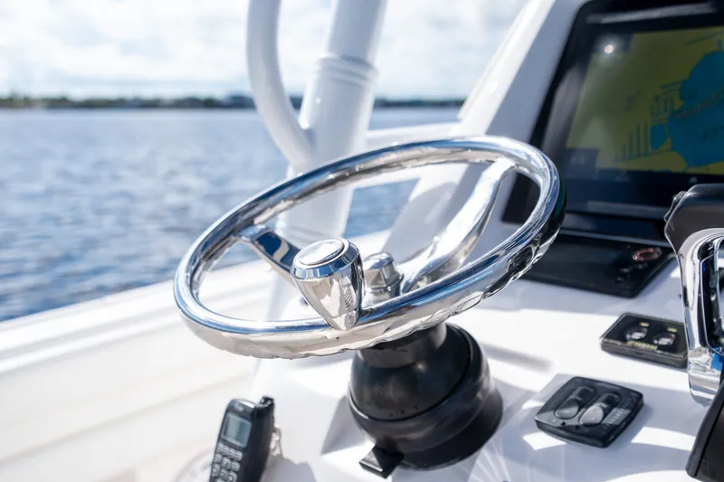 Slide: The Image of Intrepid 327 CC 2016 - 24