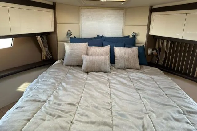 Slide: The Image of Carver Yachts 34 Command Bridge 2016 - 23