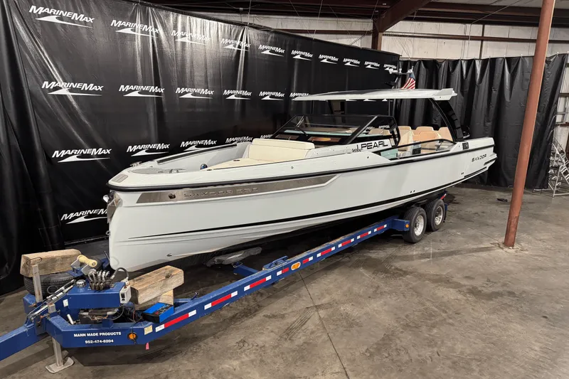 Slide: The Image of Saxdor 320 GTO 2024 - 0