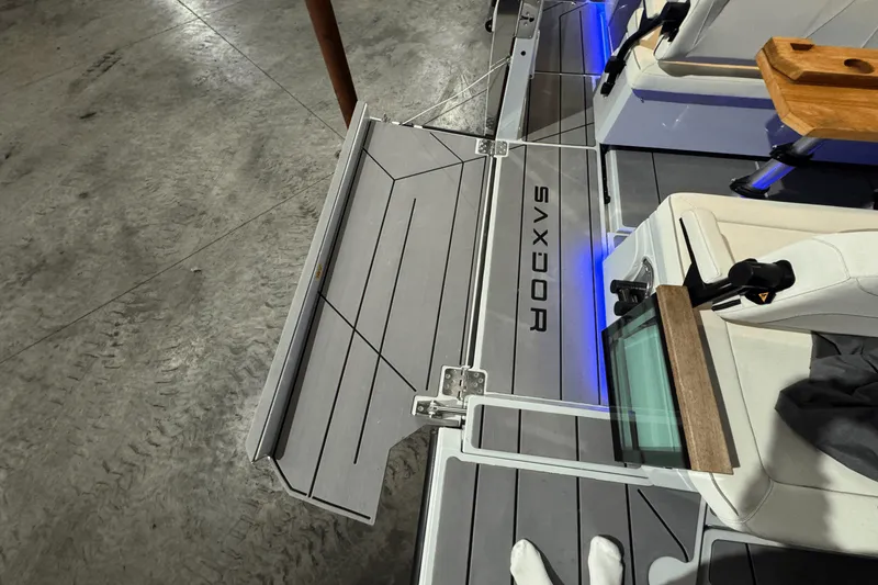 Slide: The Image of Saxdor 320 GTO 2024 - 10