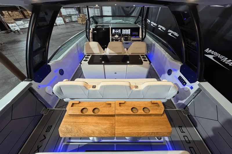 Slide: The Image of Saxdor 320 GTO 2024 - 20