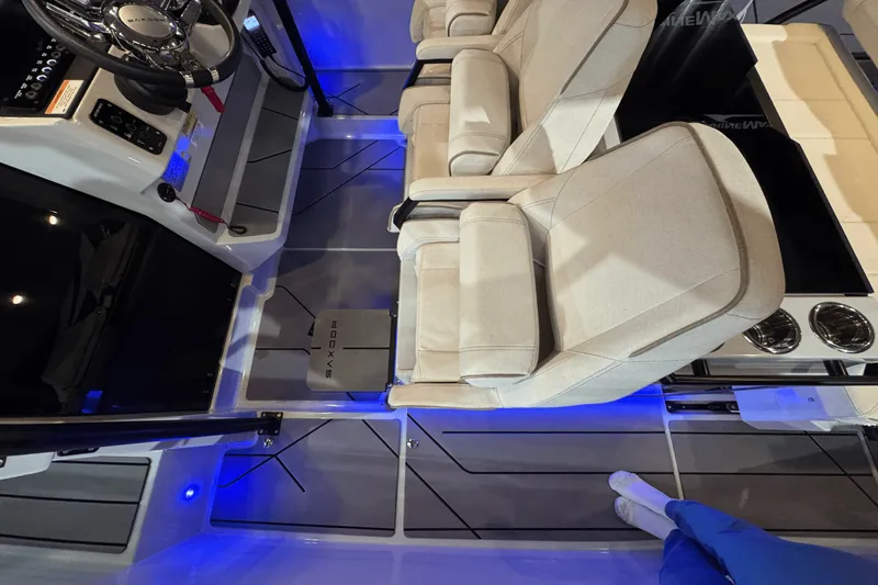 Slide: The Image of Saxdor 320 GTO 2024 - 27