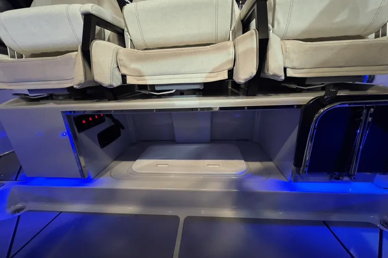 Slide: The Image of Saxdor 320 GTO 2024 - 29