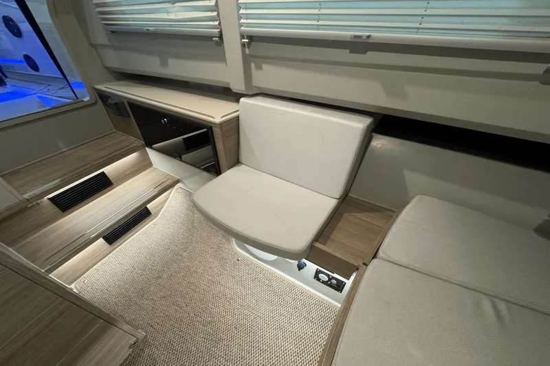 Slide: The Image of Saxdor 320 GTO 2024 - 38