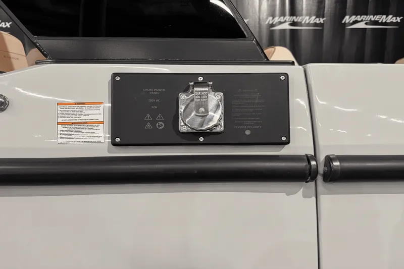 Slide: The Image of Saxdor 320 GTO 2024 - 4