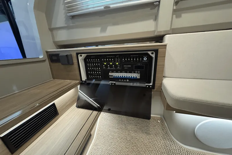 Slide: The Image of Saxdor 320 GTO 2024 - 41