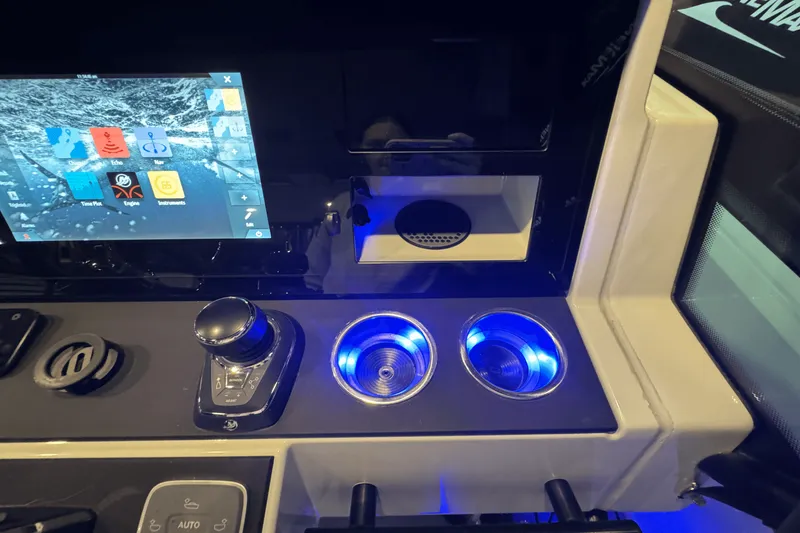 Slide: The Image of Saxdor 320 GTO 2024 - 46