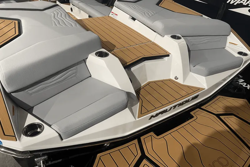 Slide: The Image of Nautique Super Air Nautique G25 2025 - 10