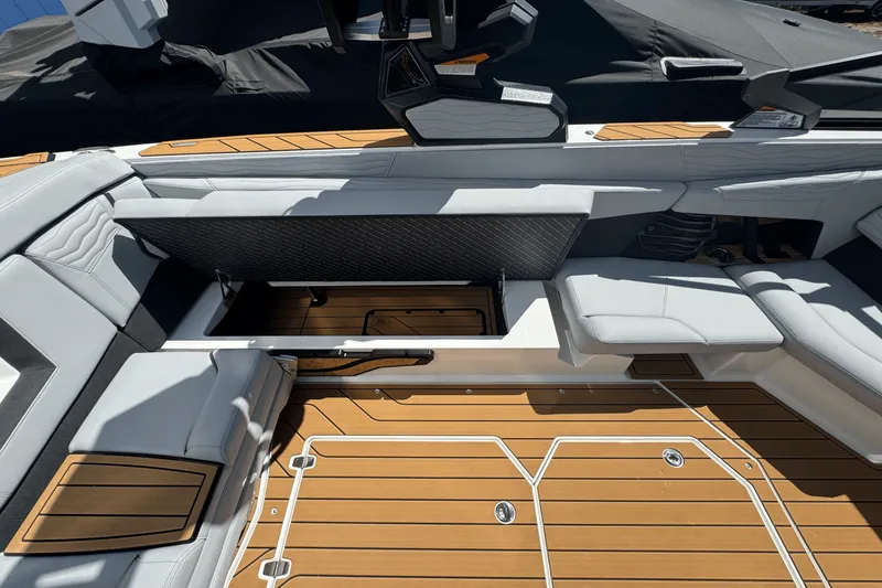 Slide: The Image of Nautique Super Air Nautique G25 2025 - 26