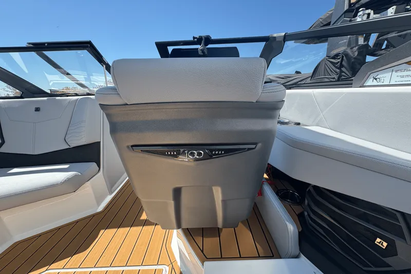 Slide: The Image of Nautique Super Air Nautique G25 2025 - 34