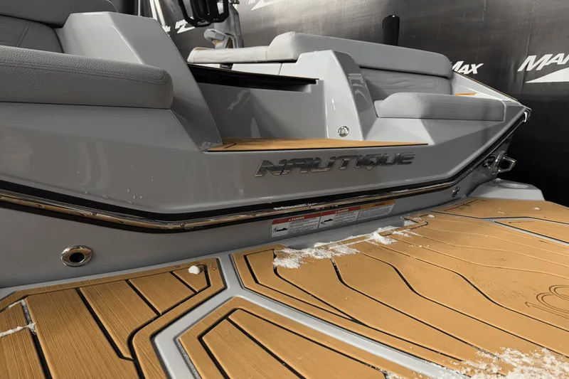 Slide: The Image of Nautique Super Air Nautique G23 2025 - 10