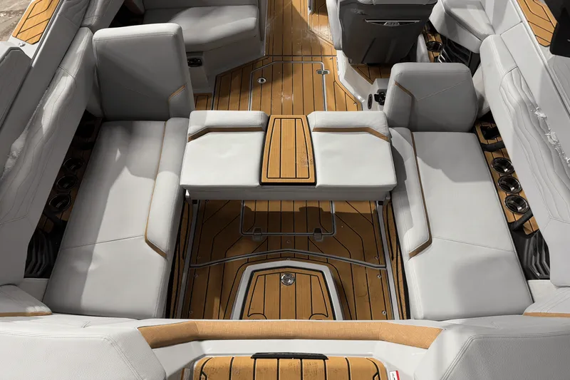 Slide: The Image of Nautique Super Air Nautique G23 2025 - 20