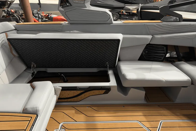 Slide: The Image of Nautique Super Air Nautique G23 2025 - 24