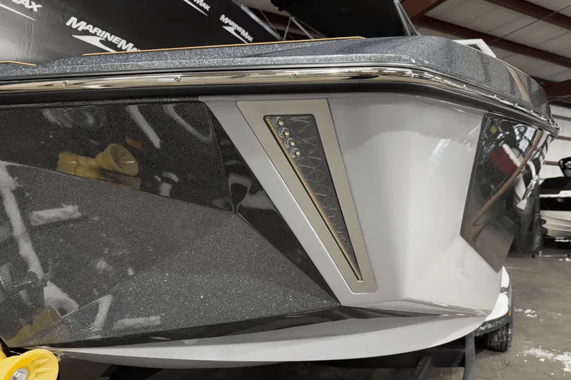 Slide: The Image of Nautique Super Air Nautique G23 2025 - 3