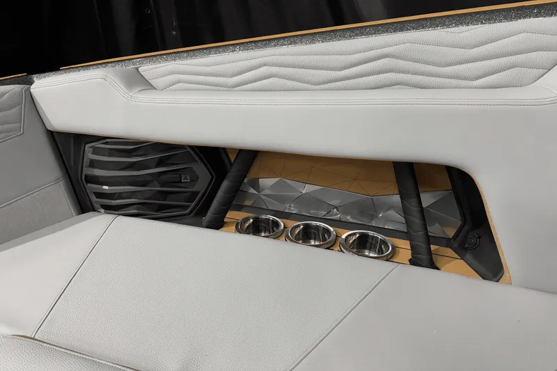 Slide: The Image of Nautique Super Air Nautique G23 2025 - 49