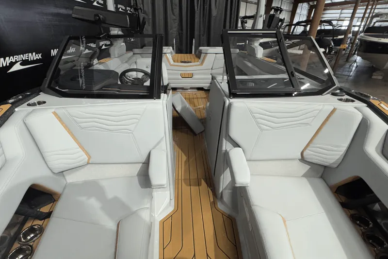 Slide: The Image of Nautique Super Air Nautique G23 2025 - 51