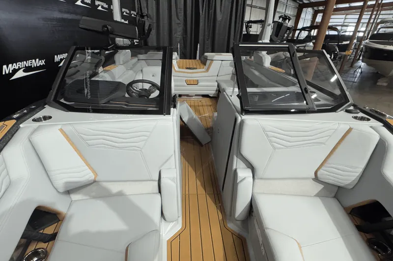 Slide: The Image of Nautique Super Air Nautique G23 2025 - 52