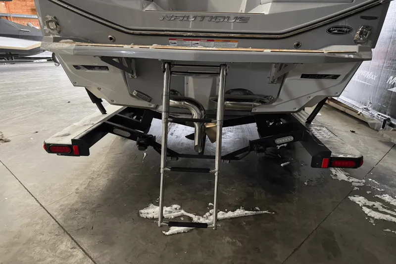 Slide: The Image of Nautique Super Air Nautique G23 2025 - 8