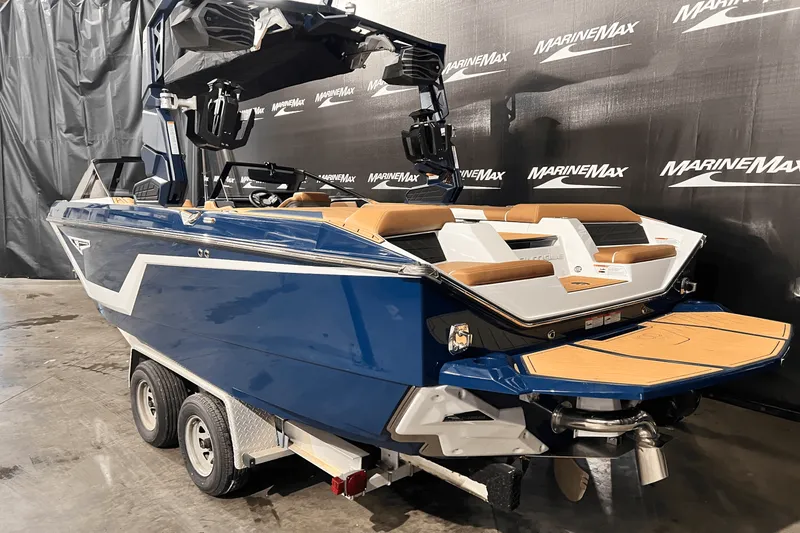 Slide: The Image of Nautique Super Air Nautique S21 2025 - 2
