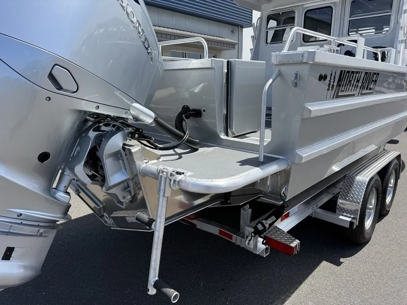 Slide: The Image of North River 2700 Offshore S 2027 - 6