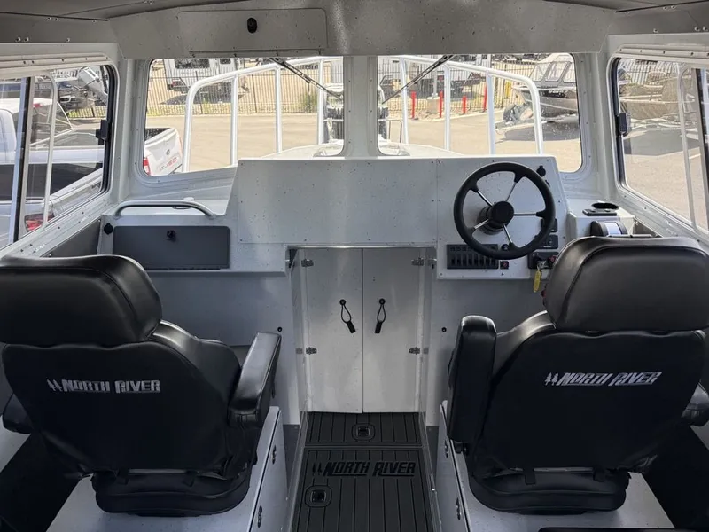 Slide: The Image of North River 2700 Offshore S 2027 - 11