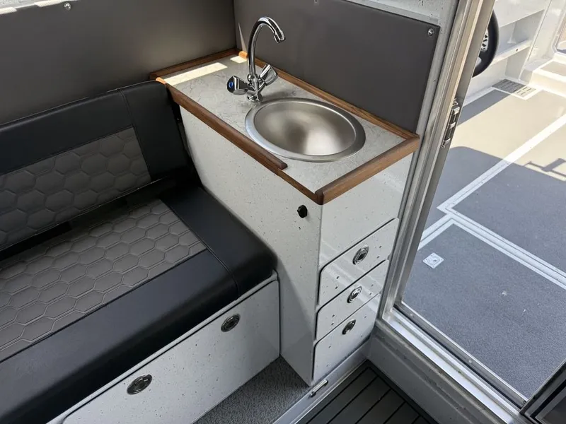 Slide: The Image of North River 2700 Offshore S 2027 - 10