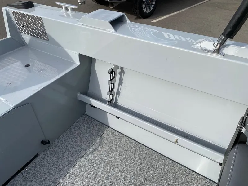 Slide: The Image of Hewescraft 160 Sportsman 2025 - 12