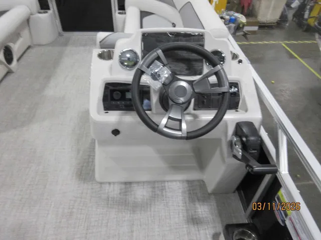 Slide: The Image of Avalon 2385 25 Venture 85 VRB 2026 - 11