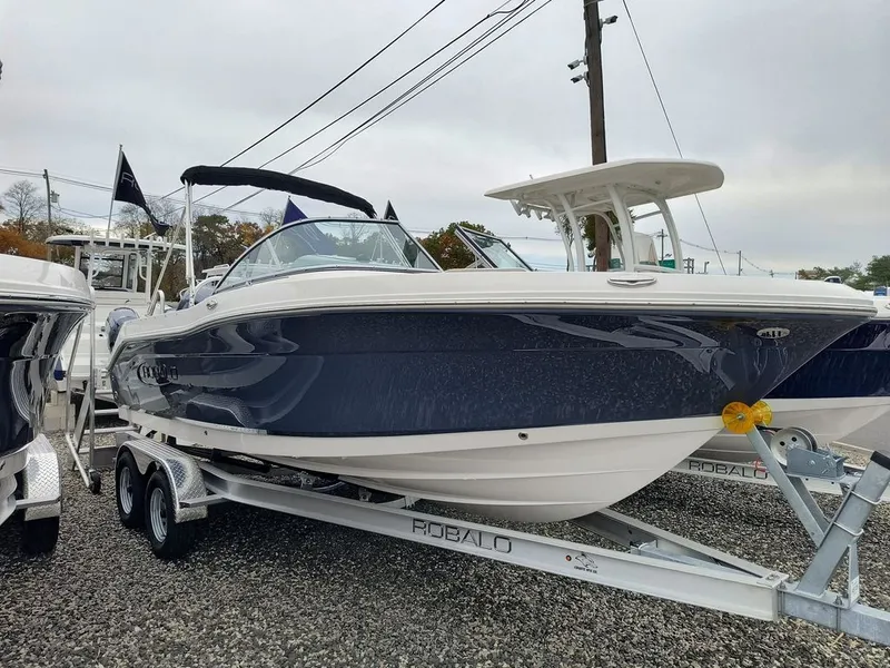 Slide: The Image of Robalo R207 Dual Console 2024 - 1