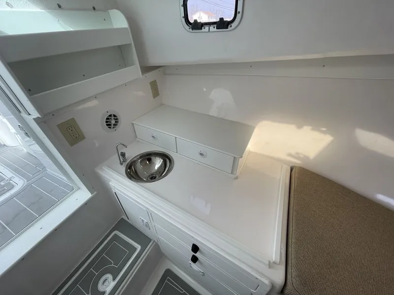 Slide: The Image of Steiger Craft 31 Miami 2024 - 14