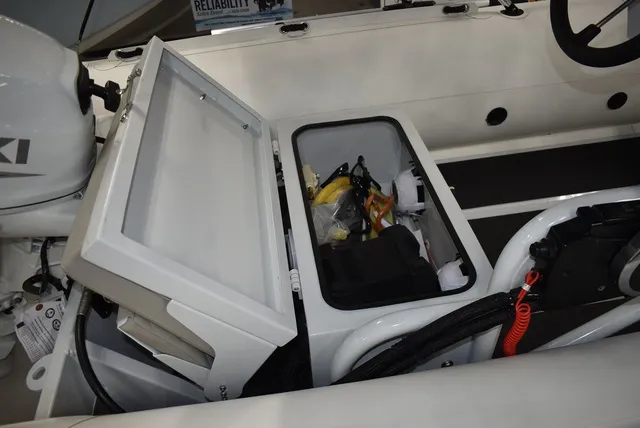 Slide: The Image of East Marine Boats Godiac 320 Ultra-Light 2025 - 11