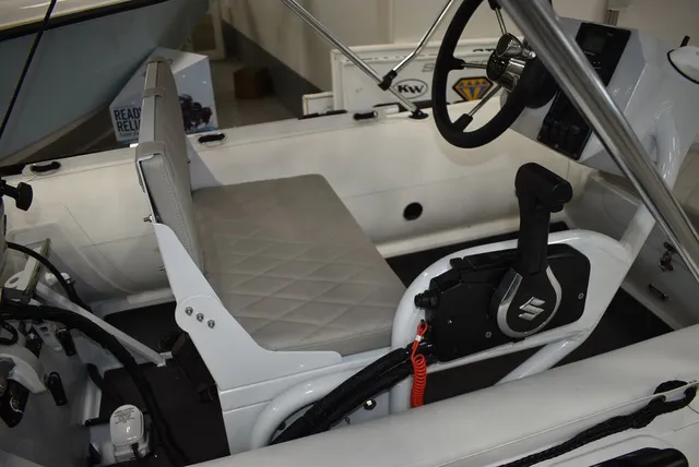 Slide: The Image of East Marine Boats Godiac 320 Ultra-Light 2025 - 7