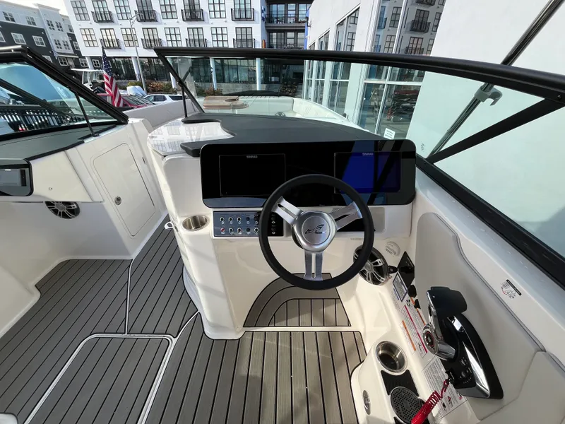 Slide: The Image of Sea Ray SDX 270 Outboard 2025 - 15