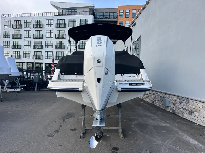 Slide: The Image of Sea Ray SDX 270 Outboard 2025 - 3