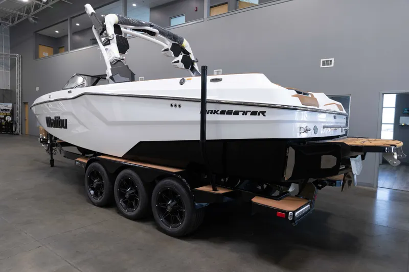 Slide: The Image of Malibu 24 MXZ 2026 - 2